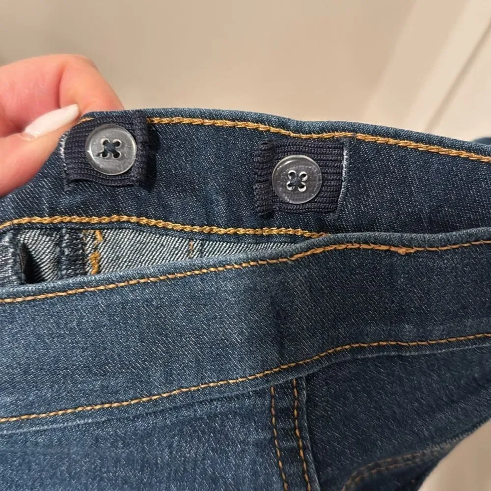 Skinny jeans a crop top